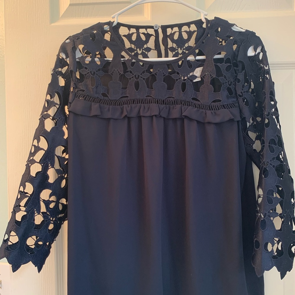 LOFT navy cut out top size SP